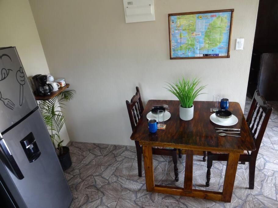 St. George'S Holiday Studio Vacation Of A Lifetime Fontenoy Eksteriør bilde